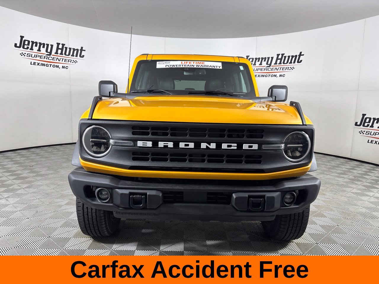 Used 2022 Ford Bronco Black Diamond AWD/4WD image 3