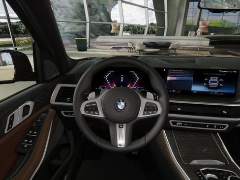 Used 2026 BMW X5 xDrive40i w/ M Sport Package image 38