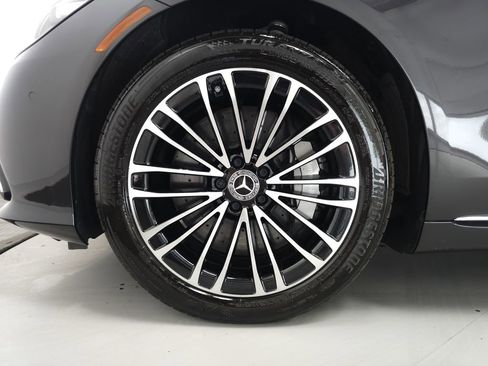 Certified 2024 Mercedes-Benz S 580 4MATIC Sedan image 40