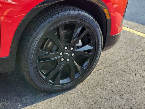 Used 2019 Chevrolet Blazer RS w/ Sun and Wheels Package FWD image 6