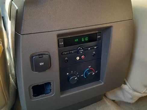 Used 2013 Ford Expedition XLT RWD image 7