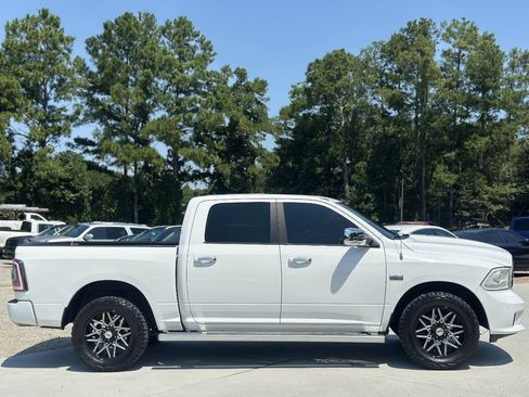 Used 2014 RAM 1500 Limited RWD image 10