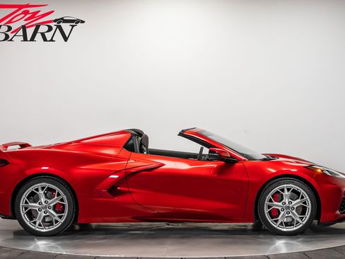 Used 2022 Chevrolet Corvette Stingray w/ Z51 Performance Package image 6