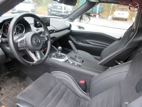 Used 2024 MAZDA MX-5 Miata RF Club w/ Weather Package image 10