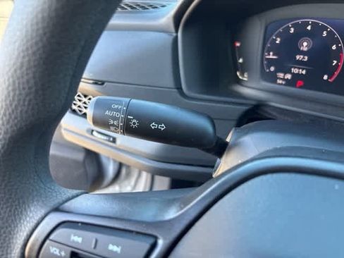 Certified 2025 Honda Accord LX image 15