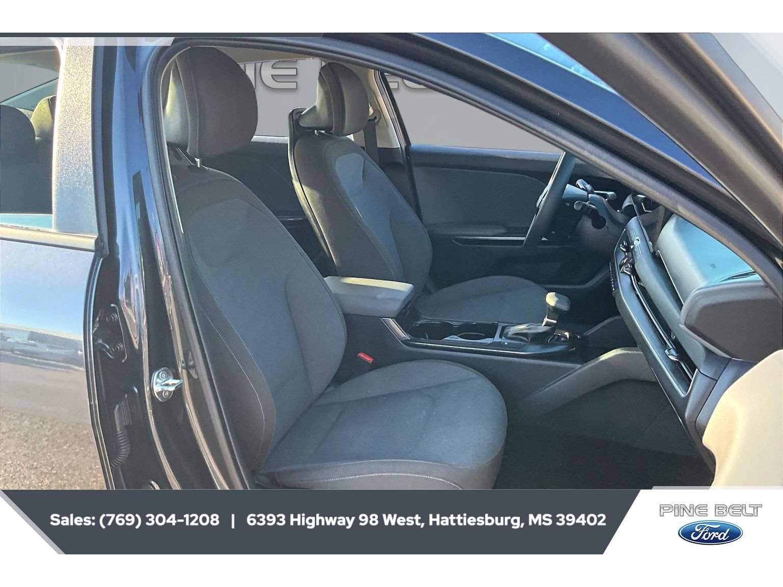 Used 2025 Kia K4 FWD image 6