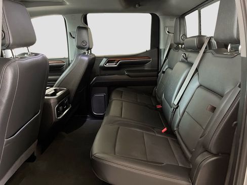 Used 2025 GMC Sierra 1500 Denali AWD/4WD image 26