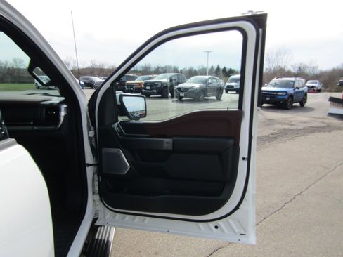 Used 2023 Ford F150 Lariat w/ Equipment Group 502A High image 41