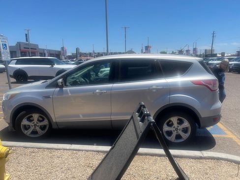 Used 2014 Ford Escape SE FWD image 10