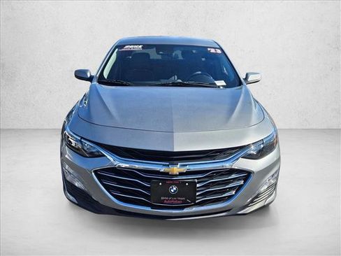 Used 2023 Chevrolet Malibu LT image 2