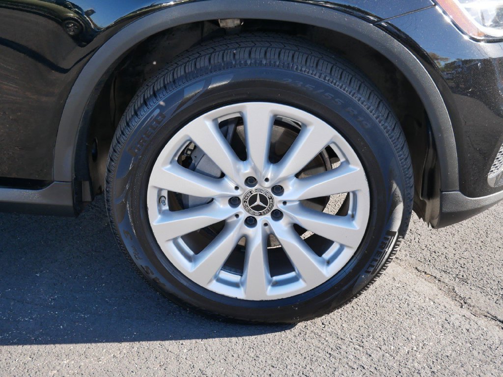 Used 2020 Mercedes-Benz GLC 300 4MATIC Coupe image 8