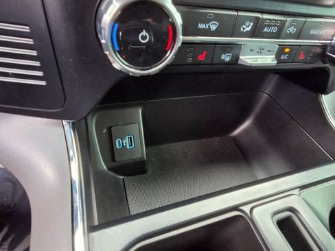 Used 2023 Ford F150 Lightning XLT AWD/4WD image 33