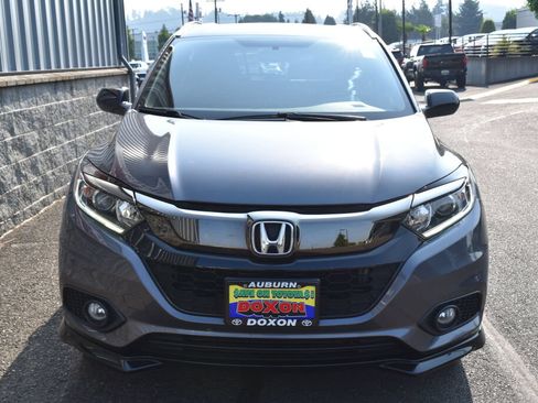 Used 2021 Honda HR-V Sport image 2