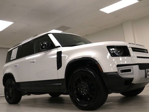 Used 2024 Land Rover Defender 110 S AWD/4WD image 8