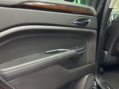Used 2013 Cadillac SRX Luxury w/ Driver Awareness Package FWD image 21