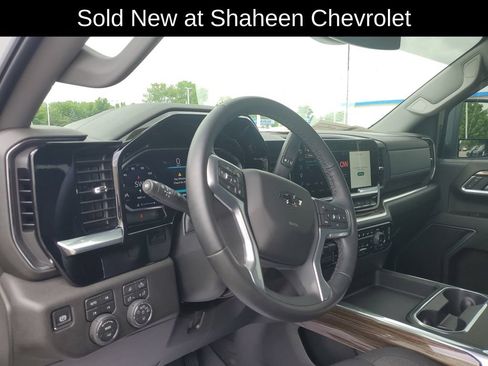 Used 2026 Chevrolet Silverado 2500 LT w/ Trail Boss Package AWD/4WD image 9