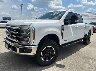 Used 2025 Ford F250 Lariat w/ Tremor Off-Road Package AWD/4WD video 1