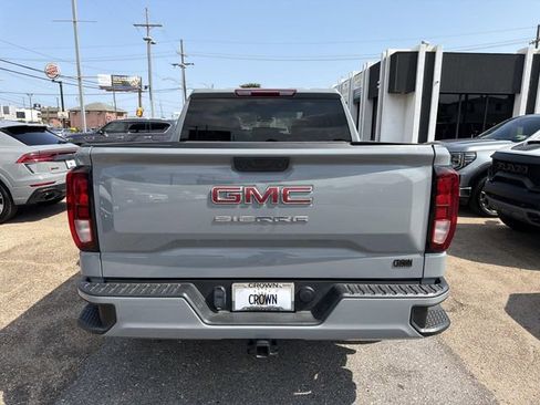 Used 2024 GMC Sierra 1500 Pro w/ Graphite Edition AWD/4WD image 8