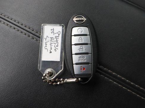 Used 2025 Nissan Altima 2.5 SV AWD/4WD image 29