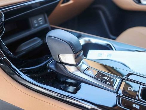 Used 2025 Lexus NX 250 FWD w/ Premium Package image 16