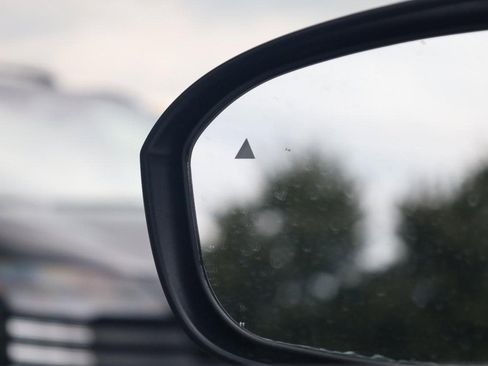 New 2026 Nissan Kicks SV image 20