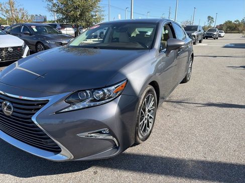 Used 2018 Lexus ES 350 image 5