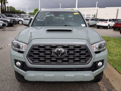 Used 2023 Toyota Tacoma TRD Sport RWD image 5