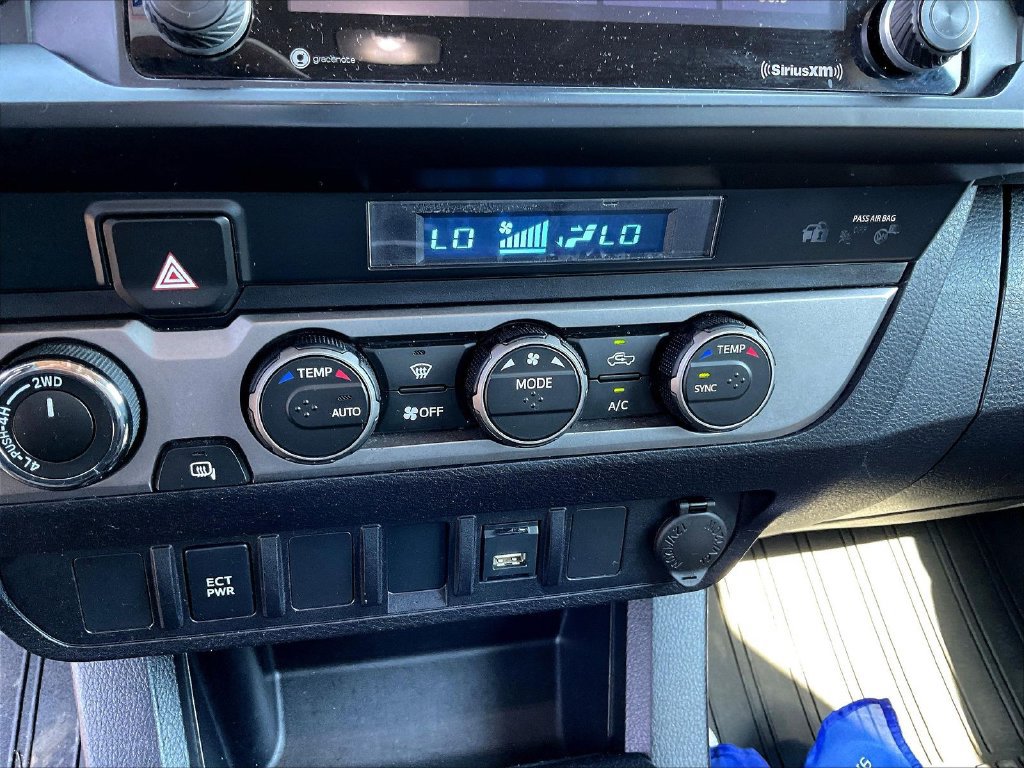 Used 2021 Toyota Tacoma SR AWD/4WD image 7