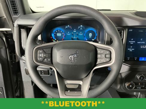 New 2025 Ford Bronco Base image 17