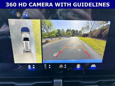 New 2026 Chevrolet Equinox RS w/ Safety and Technology Package FWD image 4
