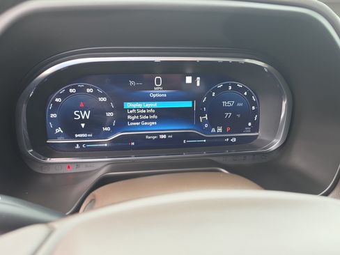 Used 2022 Chevrolet Tahoe LT AWD/4WD image 9