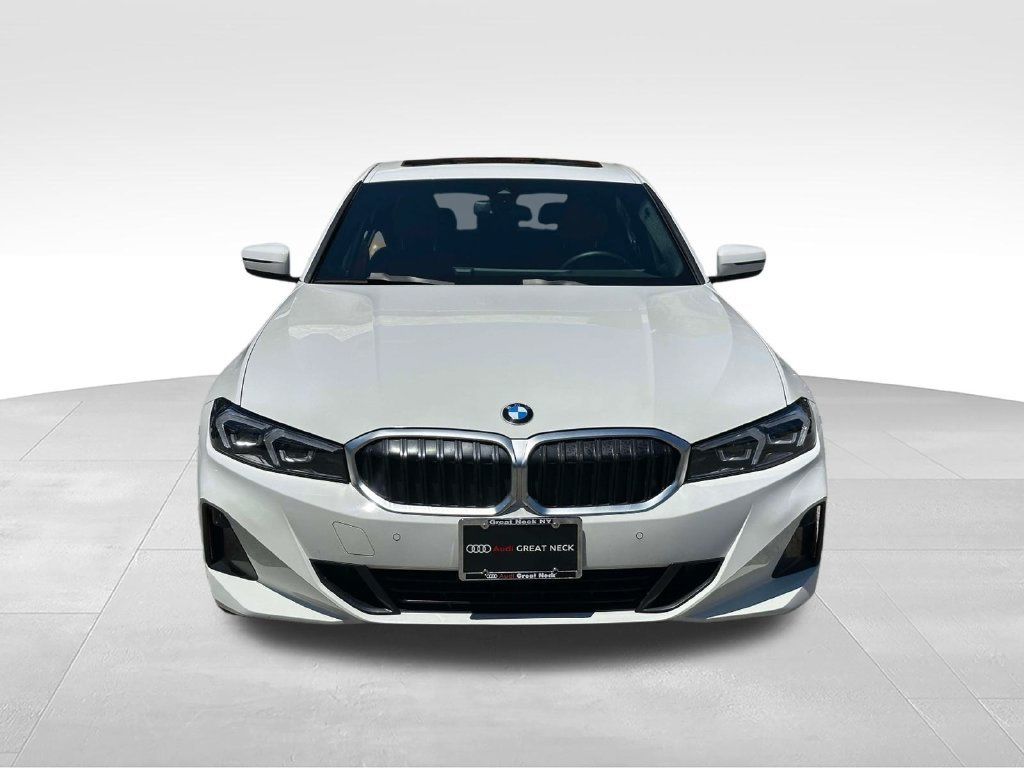 Used 2023 BMW 330i xDrive Sedan w/ Premium Package AWD/4WD image 21