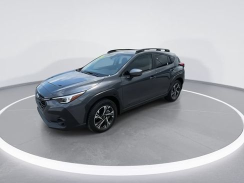 Used 2024 Subaru Crosstrek 2.0i Premium AWD/4WD image 4