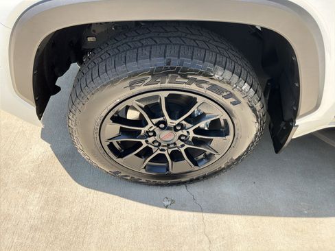 Used 2025 Toyota Tundra Limited w/ TRD Off-Road Package image 13