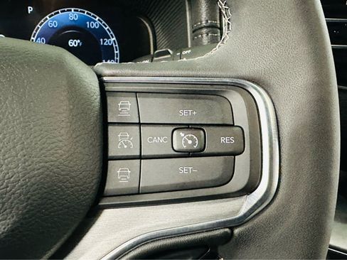 Used 2024 Jeep Wagoneer Series II image 16