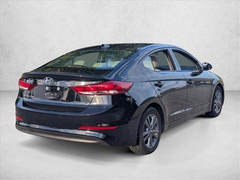 Used 2018 Hyundai Elantra SEL FWD image 4