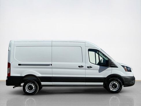 New 2026 Ford Transit 250 T-250 148  MED RF 9150 GV image 8