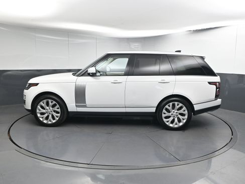 Used 2021 Land Rover Range Rover Westminster Edition image 2