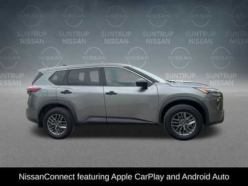 Used 2024 Nissan Rogue S FWD image 8