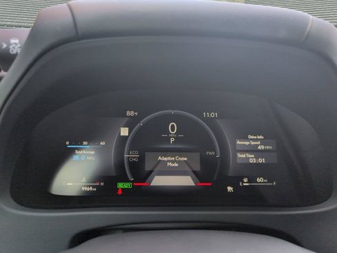 Certified 2026 Lexus UX 300h FWD image 9