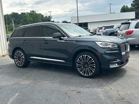 Used 2024 Lincoln Aviator Black Label w/ Class IV Trailer Tow Package AWD/4WD image 4