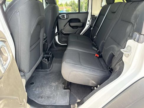 Used 2023 Jeep Wrangler Unlimited Sport AWD/4WD image 28