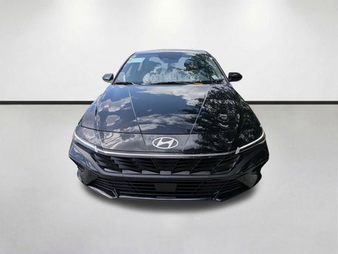 New 2026 Hyundai Elantra SEL Sport Premium image 9