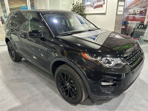 Used 2019 Land Rover Discovery Sport HSE AWD/4WD image 11