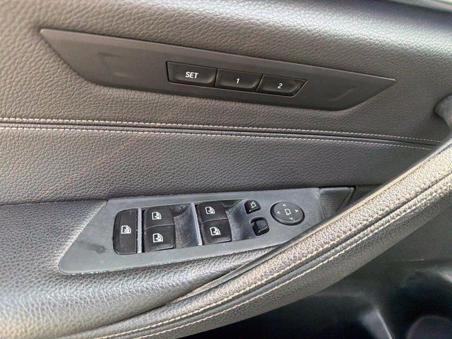 Used 2018 BMW 540i xDrive w/ M Sport Package AWD/4WD image 38