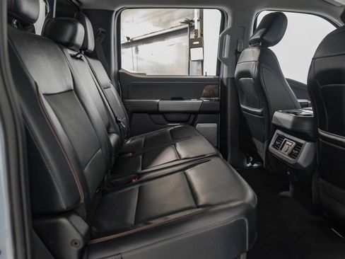 Used 2024 Ford F250 Lariat w/ Lariat Ultimate Package AWD/4WD image 37