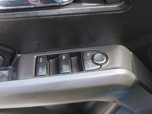 Used 2024 Chevrolet Colorado LT w/ LT Convenience Package II RWD image 21