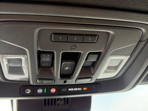 Used 2024 GMC Sierra 3500 Denali Ultimate AWD/4WD image 23