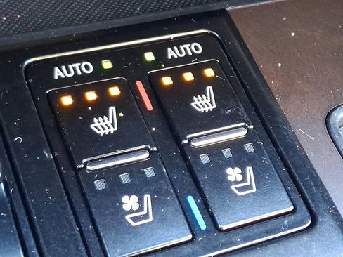 Used 2022 Lexus RX 350 AWD w/ Premium Package image 27