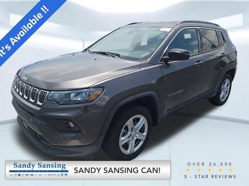 Used 2023 Jeep Compass Latitude AWD/4WD image 1